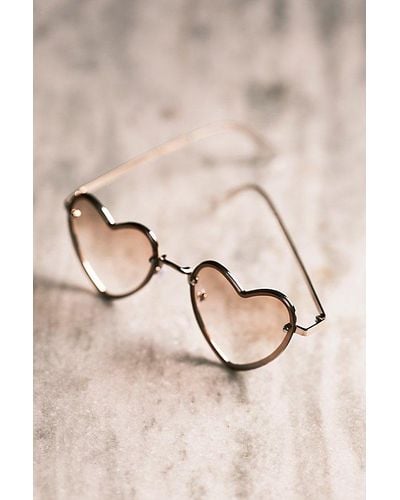Free People Heart Eyes Sunglasses At In Tan - Natural