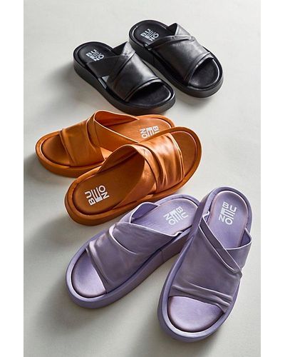 BUENO Sumner Slip On Sandals - Grey