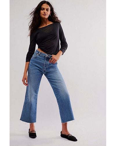 Rolla's Classic Flare Crop Jeans - Blue