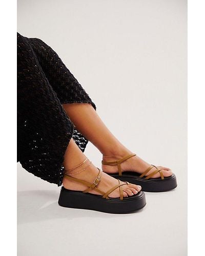 Vagabond Shoemakers Vagabond Courtney Flatform Sandals - Black