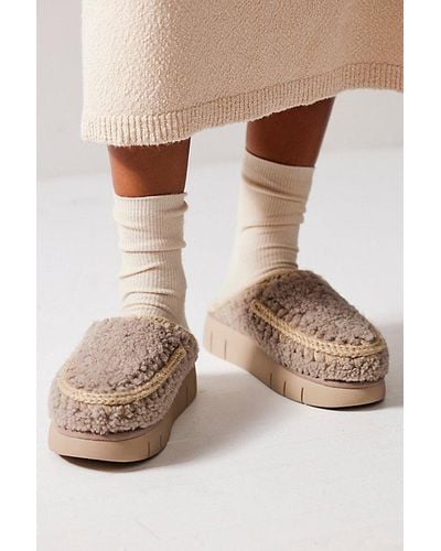 Mou Bounce Slippers - Natural
