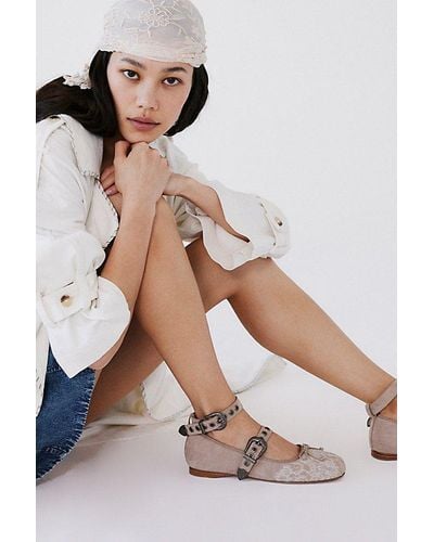 Jeffrey Campbell X Fp X Understated Leather Two Step Ballet Flats - Natural