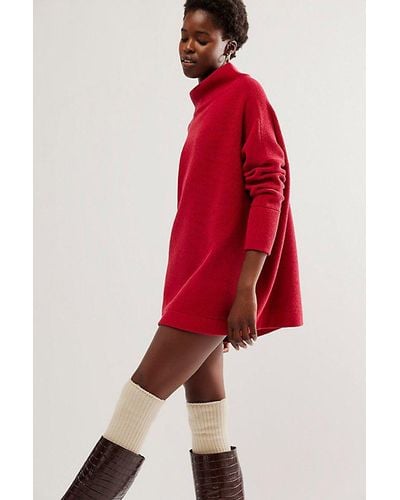 Free People Ottoman Slouchy Tunic Sweater At In Red Scooter, Size: Xs