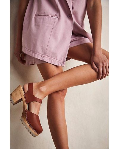 MIA Abby Clog By At Free People, Brown, Eu 40