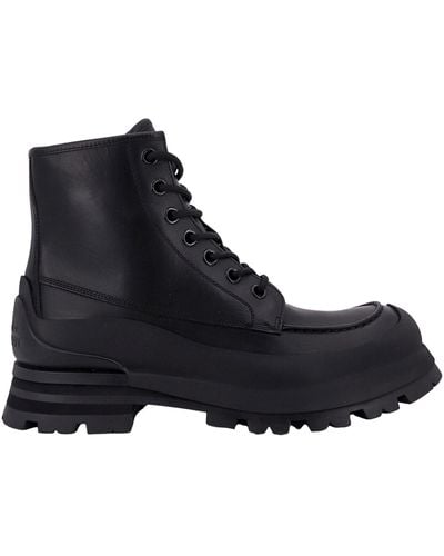 Alexander McQueen Wander Lace-up Boots - Black