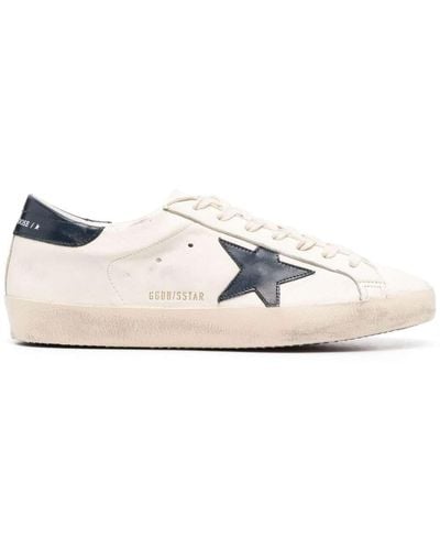 Golden Goose Sneaker basse 'super-star' con logo impresso e tallonetta a contrasto in pelle bianca uomo - Bianco