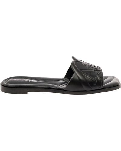 Alexander McQueen Quilted Sandals With Logo Motif - Black