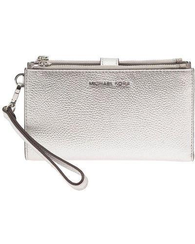 MICHAEL Michael Kors Silver-tone Jet Set Wallet With Logo Plaque In Leather - Grey