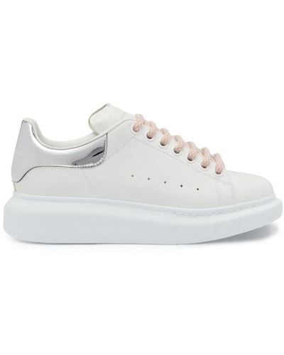 Alexander McQueen Oversized Sneakers In White And Silver