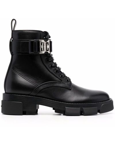 Givenchy Man's Earth Boots With 4g Buckle - Black