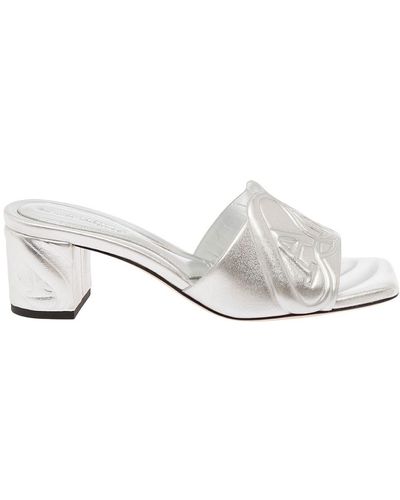Alexander McQueen Slip-On Sandals With Embossed Logo - White