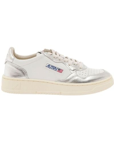 Autry 'Medalist' And Low Top Sneakers With Logo Patch In - White