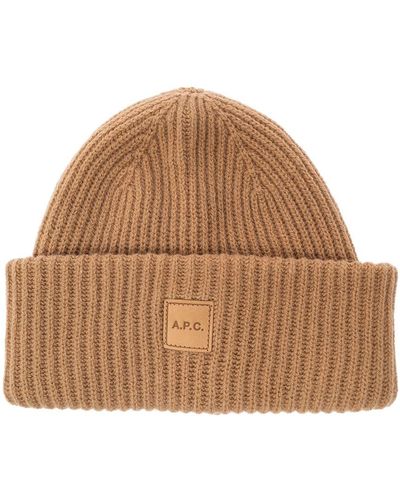 A.P.C. 'Michelle' Beanie With Logo Patch - Brown