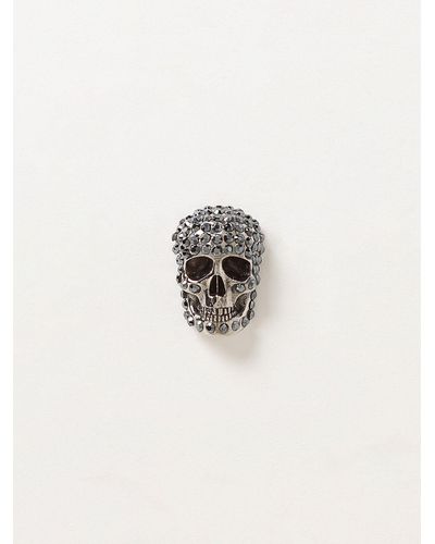 Alexander McQueen Orecchino Skull in pavè di strass - Bianco