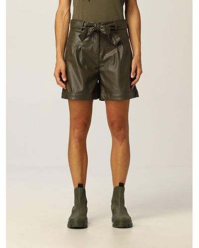 Liu Jo Shorts With Belt In Coated Fabric - Green