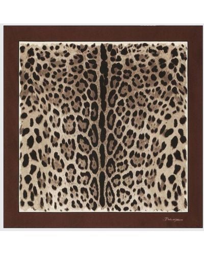 Dolce & Gabbana Seidenschal mit Leoparden-Print - Mehrfarbig