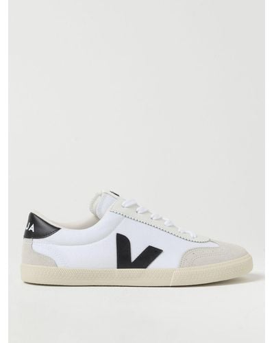 Veja Trainers - White