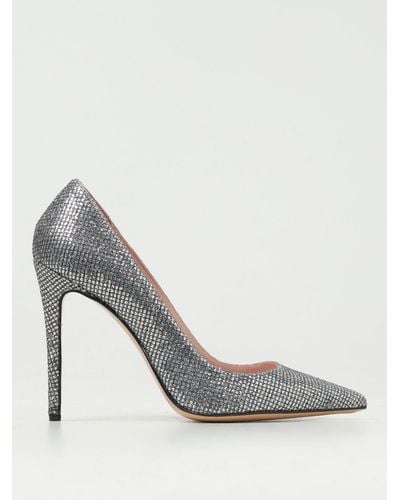 Anna F. Court Shoes - Gray