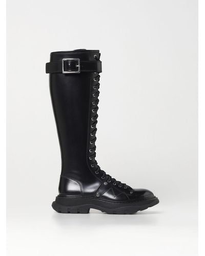 Alexander McQueen Tread Slick Boots In Brushed Leather - Black
