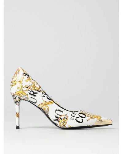 Versace Court Shoes In Printed Patent Leather - Metallic