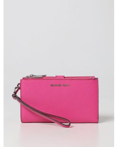 Michael Kors Small Wallet (Soft Pink), Women's Fashion, Bags & Wallets,  Purses & Pouches on Carousell