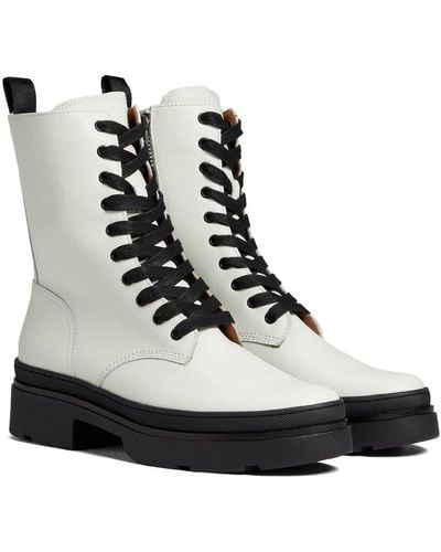 Frye Chloe Leather Boot - Black
