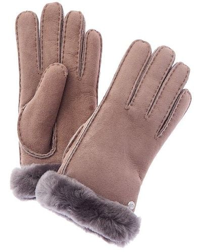 UGG Carter Sheepskin Gloves - Brown