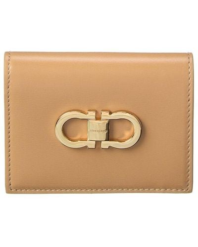 Ferragamo Ferragamo Gancini Leather Compact Wallet - Natural