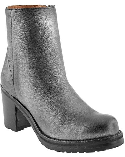 Frye Karen Leather Boot - Gray