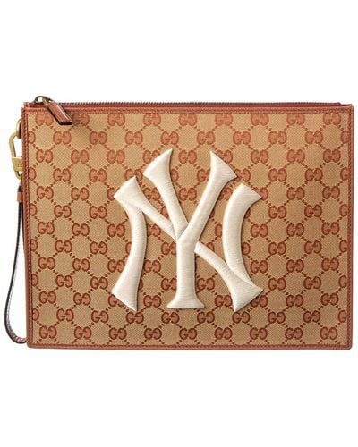 Gucci New York Yankees GG Canvas Clutch - Brown