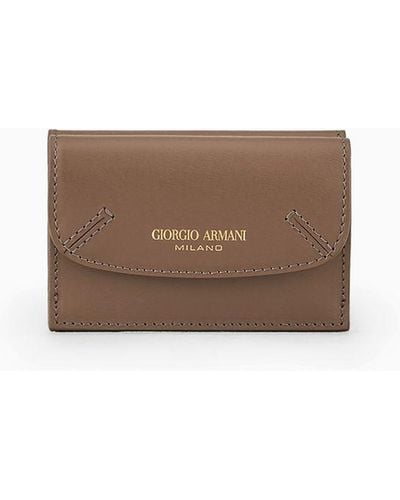 Giorgio Armani Dreifächriges Mini-portemonnaie La Prima Aus Strukturiertem Leder - Weiß