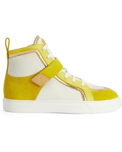 Giuseppe Zanotti GIUSEPPE ZANOTTI ZENAS - Giallo