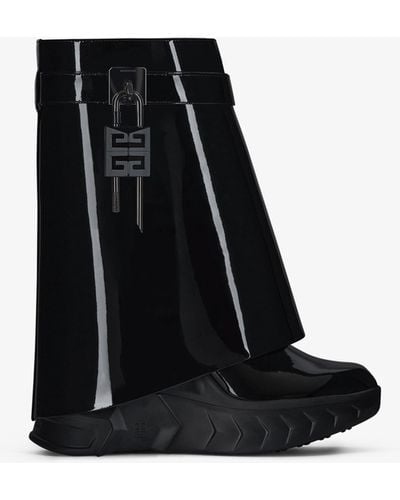 Givenchy Shark Lock Biker Ankle Boots - Black