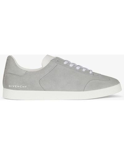 Givenchy Sneaker Town in pelle scamosciata - Bianco