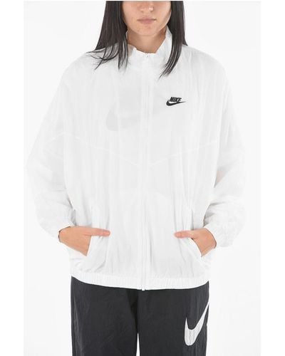 Nike Logo Embroidered Solid Colour Windbreaker Jacket - White
