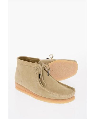 Clarks Suede Wallabee Shoes With Crepe Sole - Natural