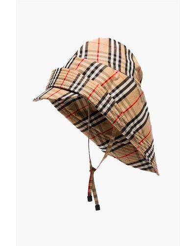 Burberry Oversized Rain Hat With Iconic Chequered Pattern - White