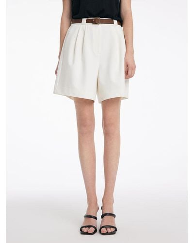 GOELIA Loose A-Line Shorts With Belt - White