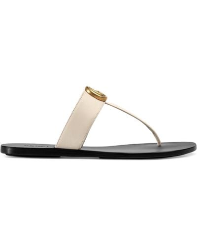Gucci Marmont Leather Thong Sandals With Double G - Natural