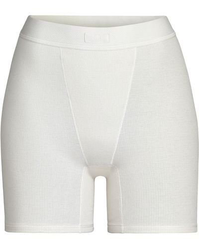 Skims Cotton-blend Ribbed Boxer Shorts - White