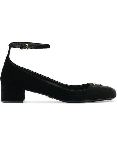 Prada Velvet Court Shoes 35 - Black