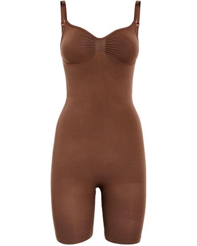 Skims Seamless Sculpt Mid-thigh Bodysuit - Brown