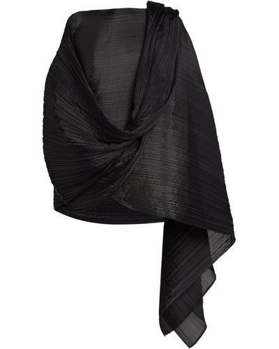 Pleats Please Issey Miyake Scarves and mufflers for Women | Online