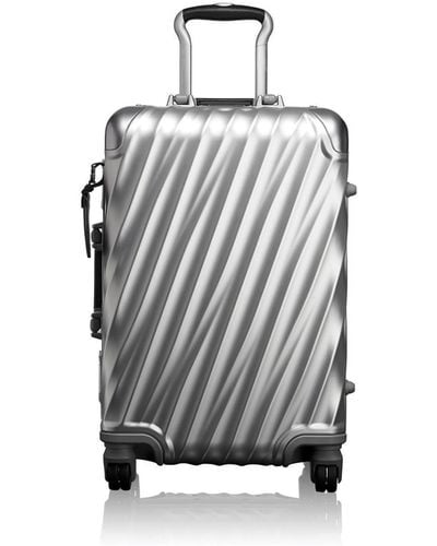 Tumi 19 Degree Aluminium Cabin Suitcase (65cm) - Metallic