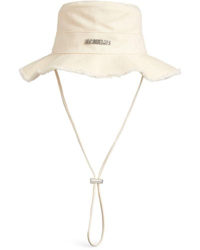 Jacquemus Artichaut Logo Bucket Hat - White