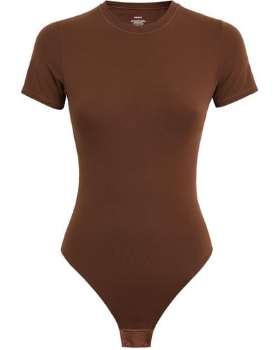 Skims Fits Everybody T-shirt Bodysuit - Brown