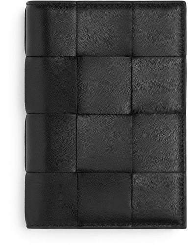 Bottega Veneta Leather Intrecciato Passport Holder - Black