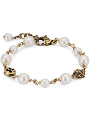 Gucci Interlocking G Flower Pearl Bracelet - Natural