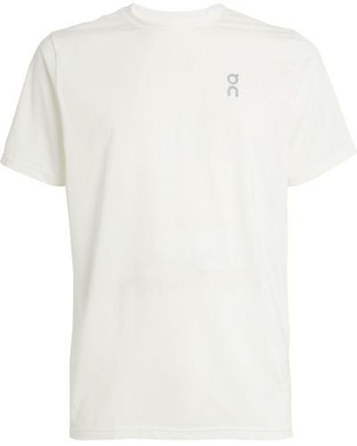 On Shoes Short-sleeve Core Running T-shirt - White