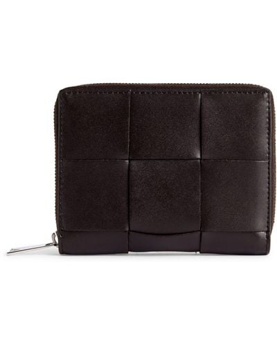 Bottega Veneta Mini Leather Intreccio Zipped Wallet - Brown